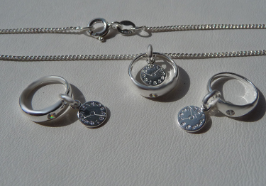 Taufe Geburtsuhr Taufring mit Uhrzeit Zeiger Gravur und Kette Echt Silber 925